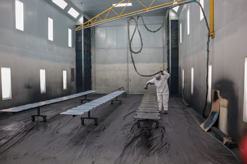 Metal Spray Paint Booth - Finishing Solutions