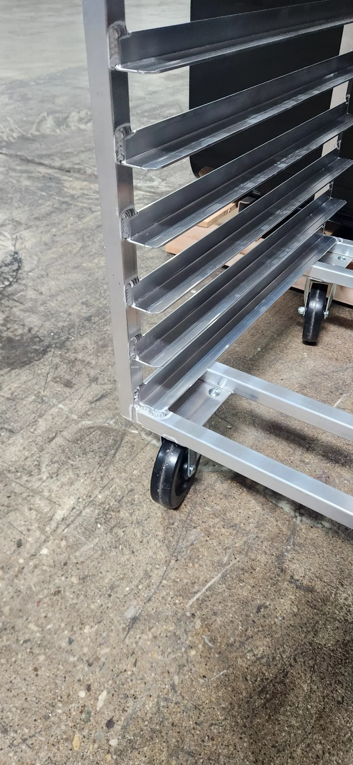 20 tier aluminum pan rack